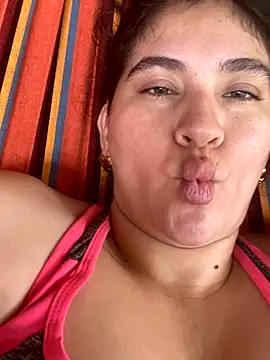 Snapshot of lunasexyhot18 chatting on October 2025 04:19:02 PM lunasexyhot18 online show from October 2025 04:19:02 PM