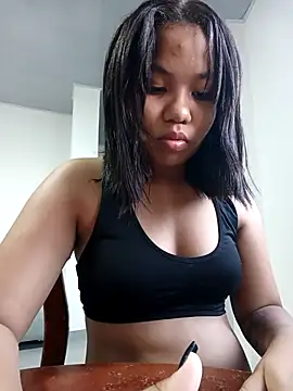 little onixx online show from February 2026 12:15:01 PM