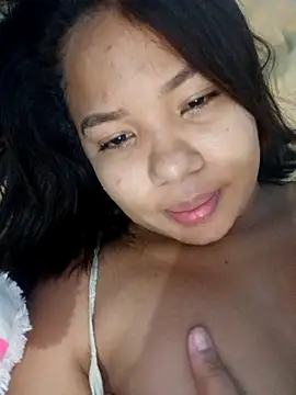 Snapshot of little_onixx chatting on November 2025 01:04:02 PM little onixx online show from November 2025 01:04:02 PM