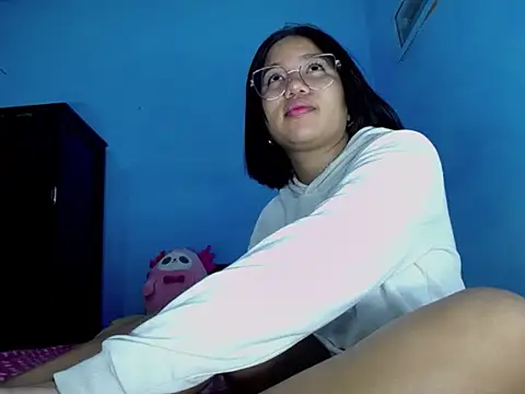 little onixx online show from September 2025 11:28:02 AM