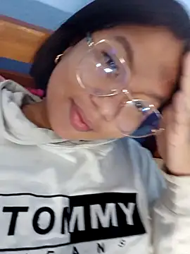 little onixx online show from October 2025 11:57:02 AM
