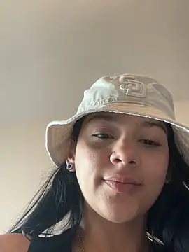 Mia fire666 online show from December 2025 11:17:02 PM