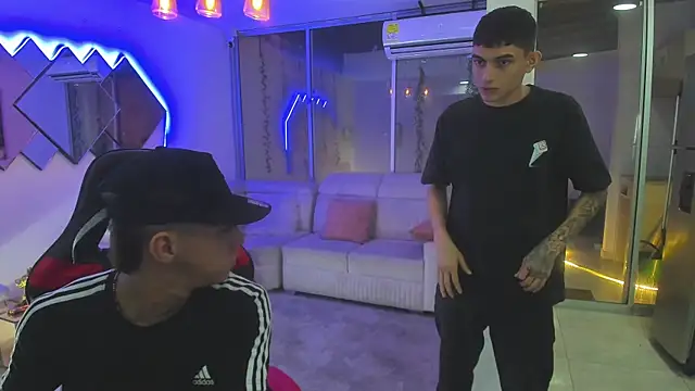 Houseofwarrios online show from December 2025 05:43:01 AM