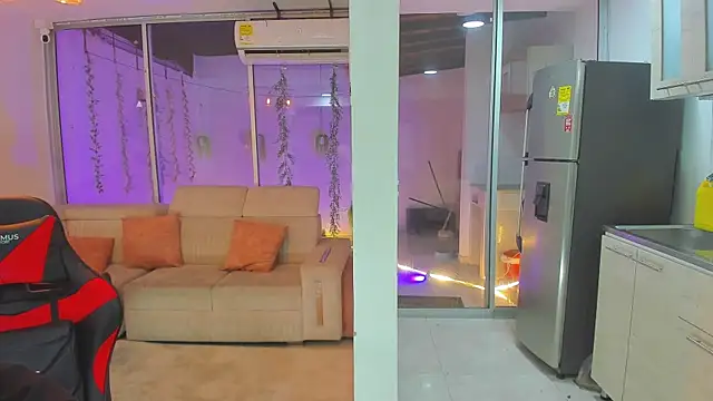 Snapshot of Houseofwarrios chatting on November 2025 05:29:02 AM Houseofwarrios online show from November 2025 05:29:02 AM