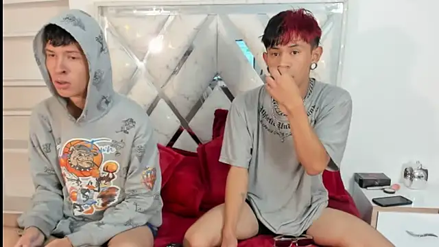 DemianSalvatore online show from October 2025 02:13:01 AM