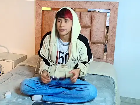 DemianSalvatore online show from November 2025 09:04:01 PM