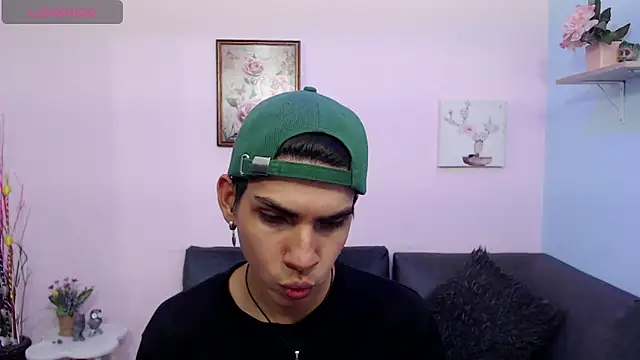 David 925  online show from November 2025 08:12:01 PM