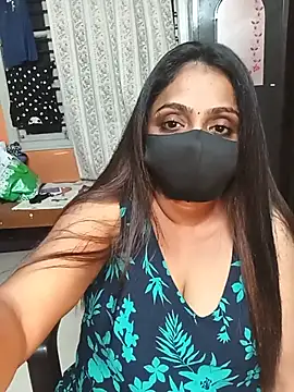queendivya online show from May 2026 05:31:02 PM