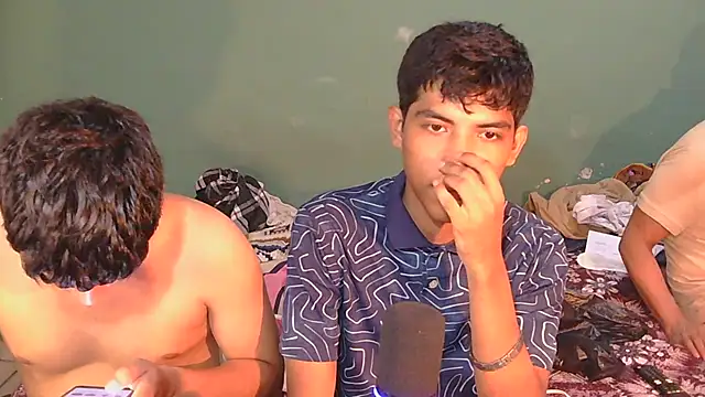 P4NT0J4 online show from April 2026 08:27:01 AM