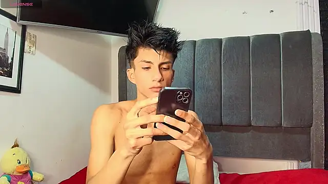 Erick Velveth online show from April 2026 04:58:01 AM