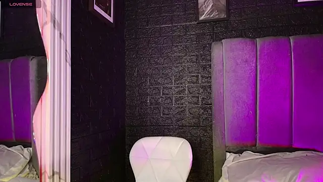 Erick Velveth online show from November 2025 10:36:02 PM