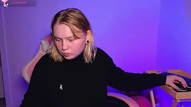 lame cat online show from September 2025 11:22:01 PM