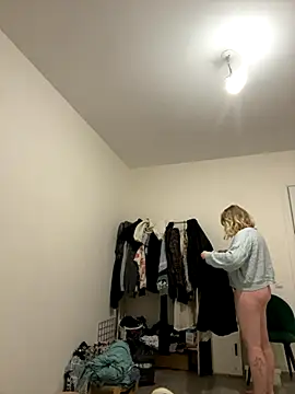 lame cat online show from October 2025 01:07:02 AM