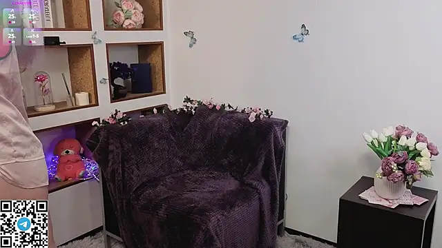 Snapshot of Little_rosy chatting on October 2025 04:25:02 AM Little rosy online show from October 2025 04:25:02 AM