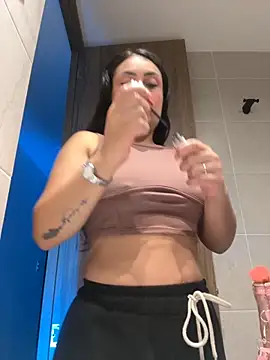 amyross s1 online show from September 2025 06:19:01 AM