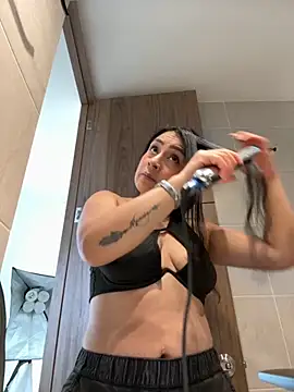 amyross s1 online show from October 2025 04:08:01 PM