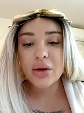 mariabloom9 online show from December 2025 11:09:02 AM