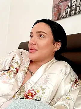 Snapshot of mariabloom9 chatting on October 2025 09:45:01 AM mariabloom9 online show from October 2025 09:45:01 AM