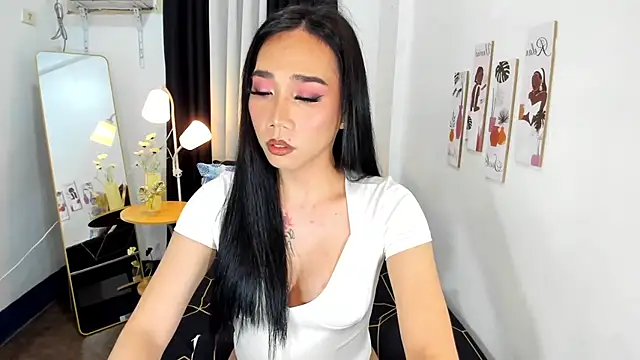 Snapshot of SexyAsianCockTS chatting on September 2025 04:30:02 AM SexyAsianCockTS online show from September 2025 04:30:02 AM