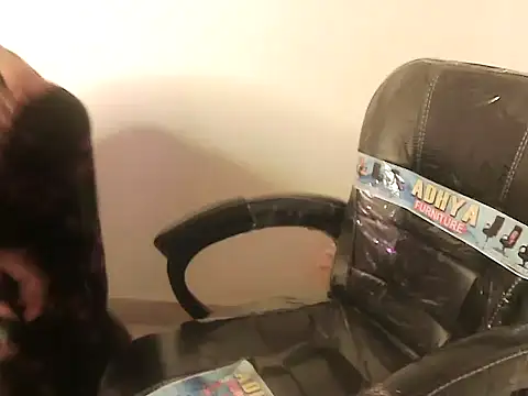 bold kiara online show from February 2026 04:45:02 AM