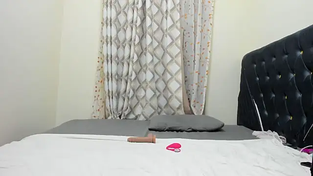 Pretty Ebony Doll online show from April 2026 06:57:01 PM