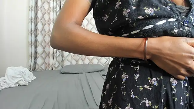 Pretty Ebony Doll online show from April 2026 09:43:02 AM