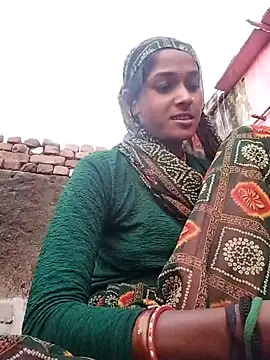 Snapshot of Hot_reshmaji chatting on February 2026 12:35:01 PM Hot reshmaji online show from February 2026 12:35:01 PM