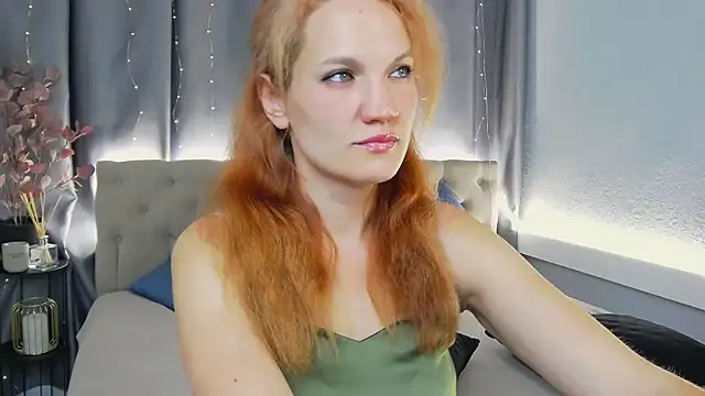 IvetaRayy online show from September 2025 01:15:02 PM