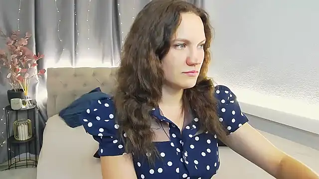 IvetaRayy online show from October 2025 02:07:01 PM