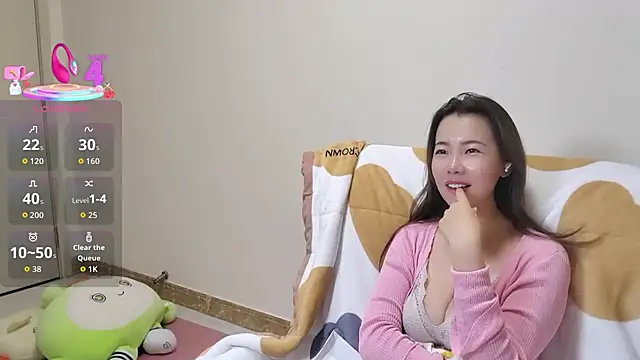 sallycui online show from October 2025 11:17:01 PM