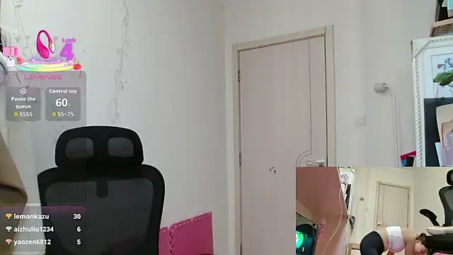 sallycui online show from November 2025 12:36:02 AM