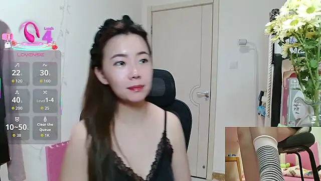 sallycui online show from November 2025 11:43:02 AM