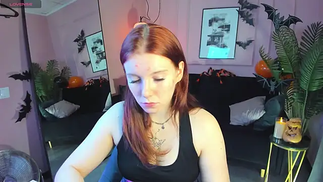 Snapshot of Layla_Glam chatting on November 2025 05:34:02 AM Layla Glam online show from November 2025 05:34:02 AM