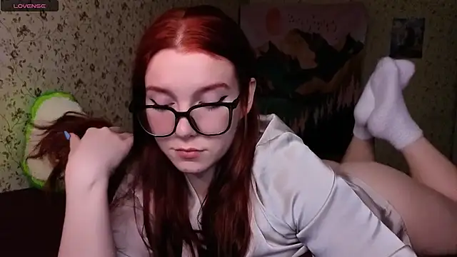 Snapshot of Layla_Glam chatting on June 2026 08:28:01 PM Layla Glam online show from June 2026 08:28:01 PM