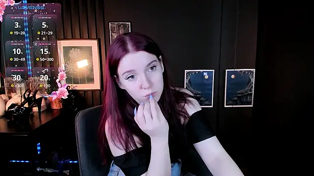 Layla Glam online show from March 2026 12:56:01 PM