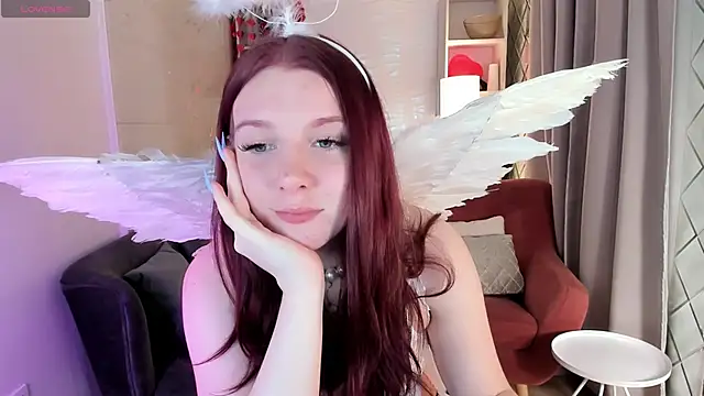 Layla Glam online show from February 2026 08:31:02 PM