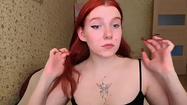 Snapshot of Layla_Glam chatting on June 2026 03:06:02 PM Layla Glam online show from June 2026 03:06:02 PM