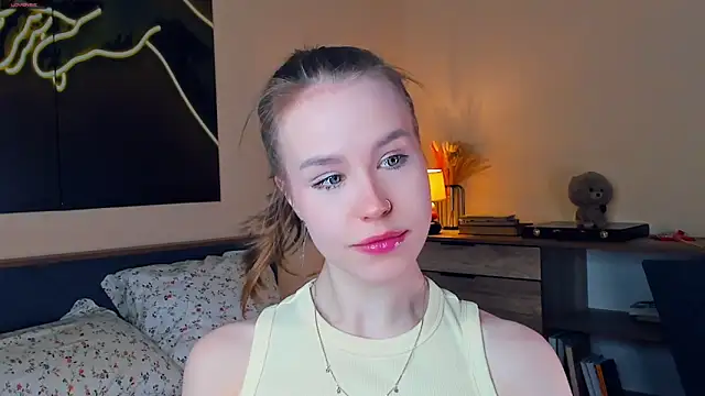 MaliaBourraine online show from March 2026 09:46:01 AM