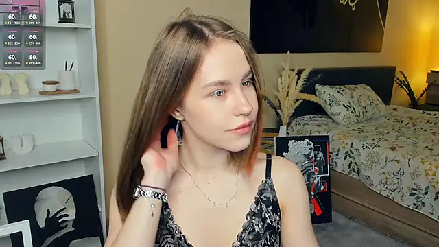 MaliaBourraine online show from May 2026 07:44:01 AM