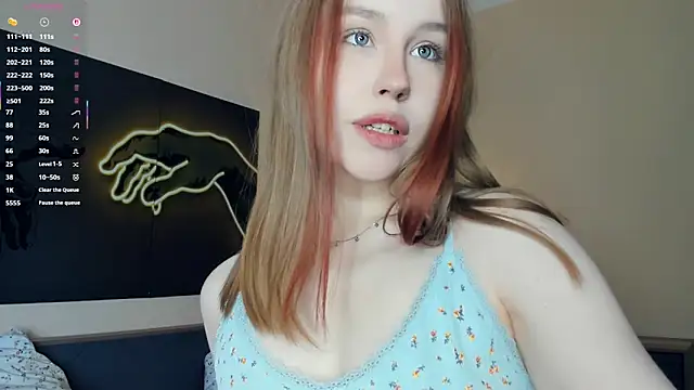 MaliaBourraine online show from January 2026 07:04:01 AM