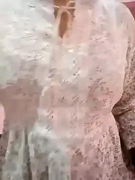 Snapshot of pari_rani7 chatting on November 2025 05:00:01 AM pari rani7 online show from November 2025 05:00:01 AM