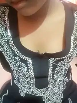 Snapshot of pari_rani7 chatting on October 2025 03:38:01 AM pari rani7 online show from October 2025 03:38:01 AM