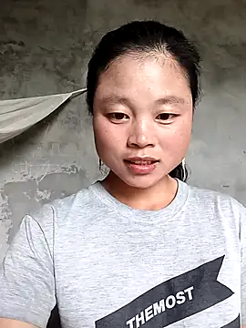 clara-cute online show from September 2025 05:02:01 AM