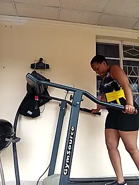 BubblyBeautiful online show from November 2025 12:27:02 PM