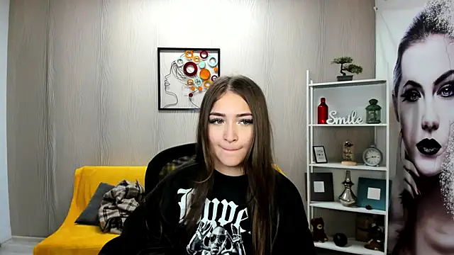 EllaClarke online show from October 2025 11:42:02 AM