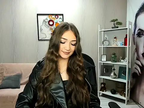 EllaClarke online show from March 2026 10:27:02 AM
