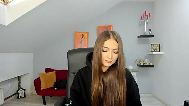 EllaClarke online show from October 2025 10:51:01 AM