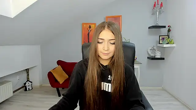 EllaClarke online show from October 2025 11:01:02 AM