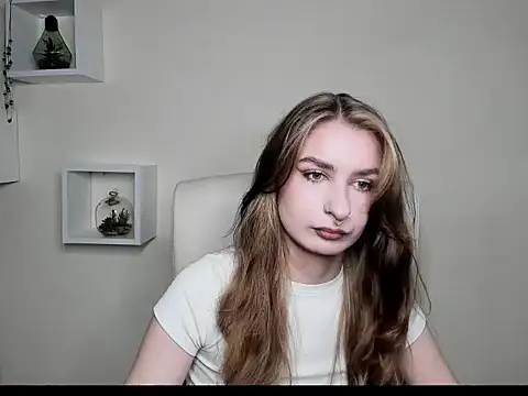 NinaBlond1 online show from October 2025 05:51:02 AM
