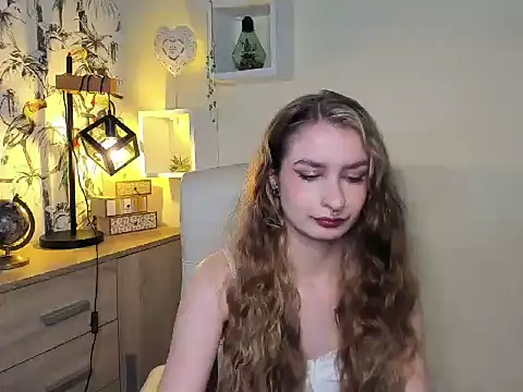 NinaBlond1 online show from November 2025 06:39:01 AM